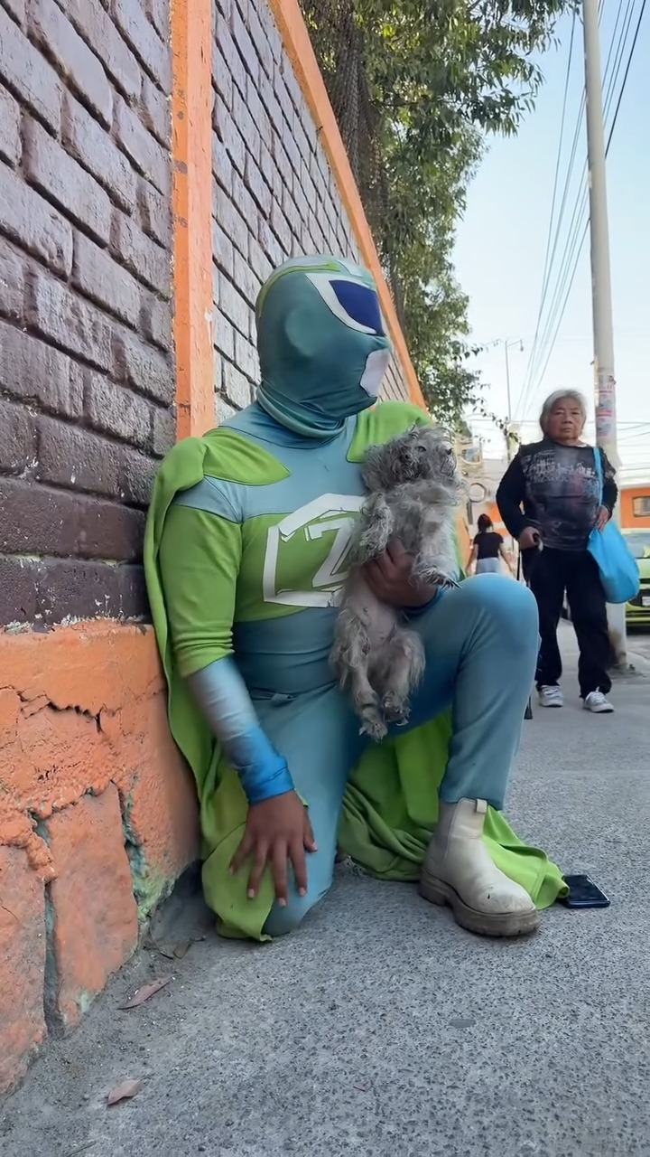 M1511017 La encontramos solita, pegada una barda donde pasaban varias personas Zadrigman Oficial Rescata part2